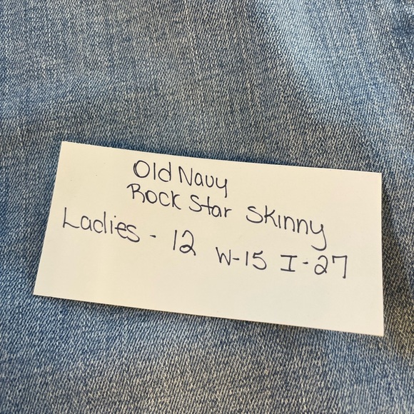 Old Navy rockstar, jeans size 12 - Picture 4 of 4